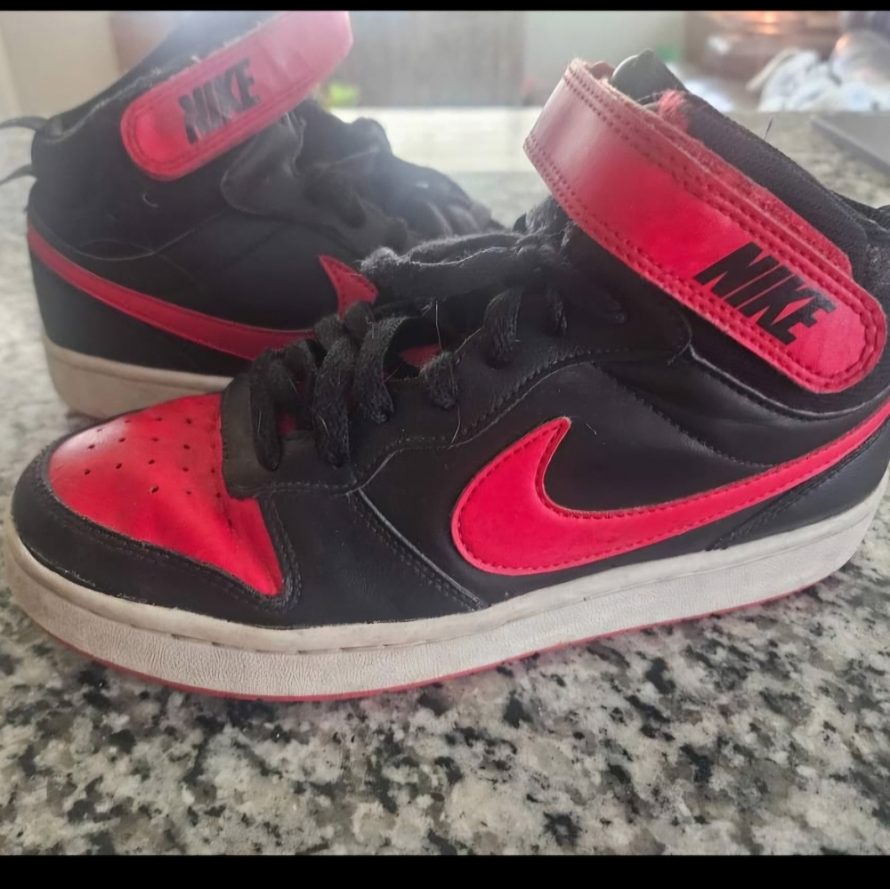 Nike shoes